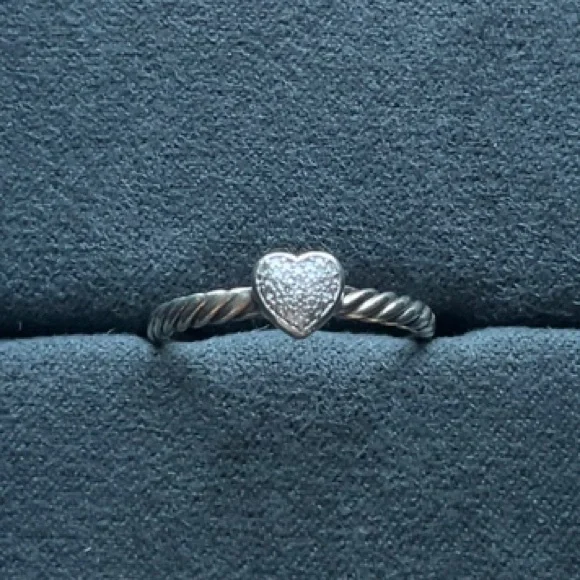 SOLD!!! Yurman diamond heart ring 7 - Picture 3 of 8